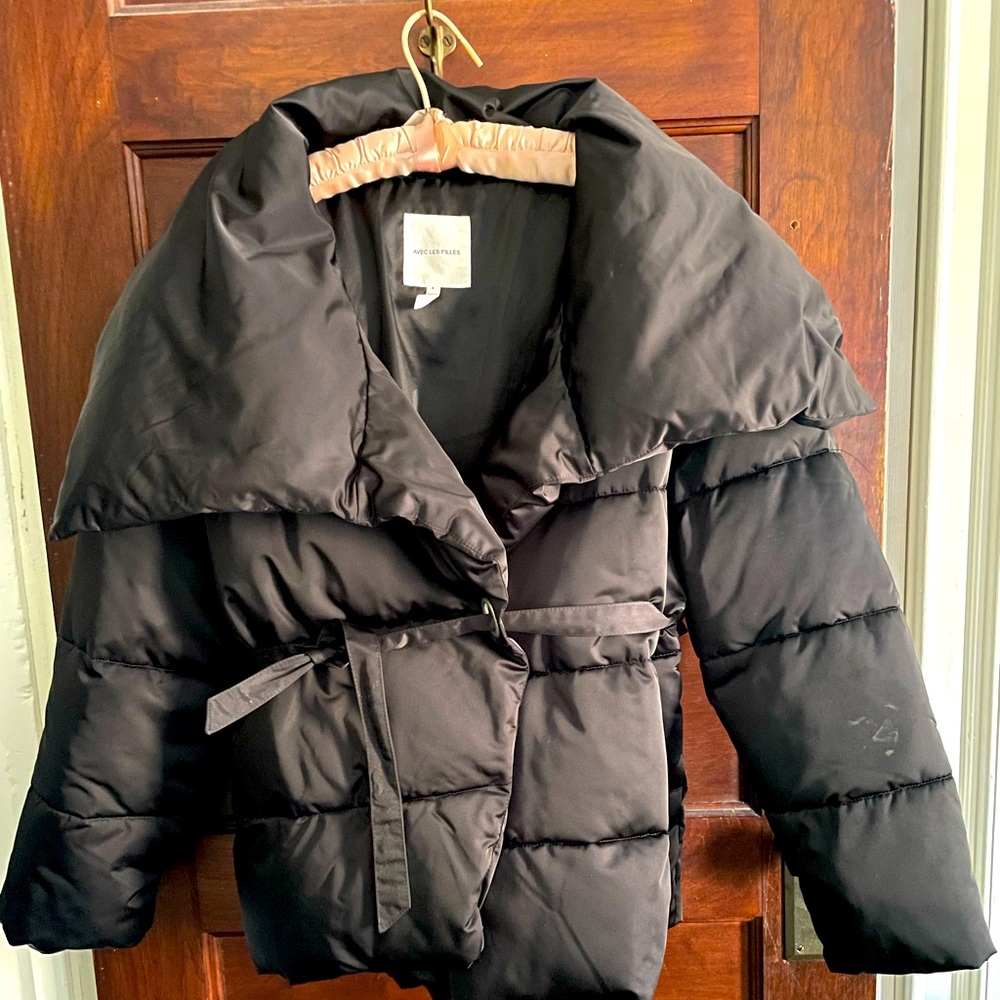 Black Short puffer jacket with wrap ribbon - apres ski style